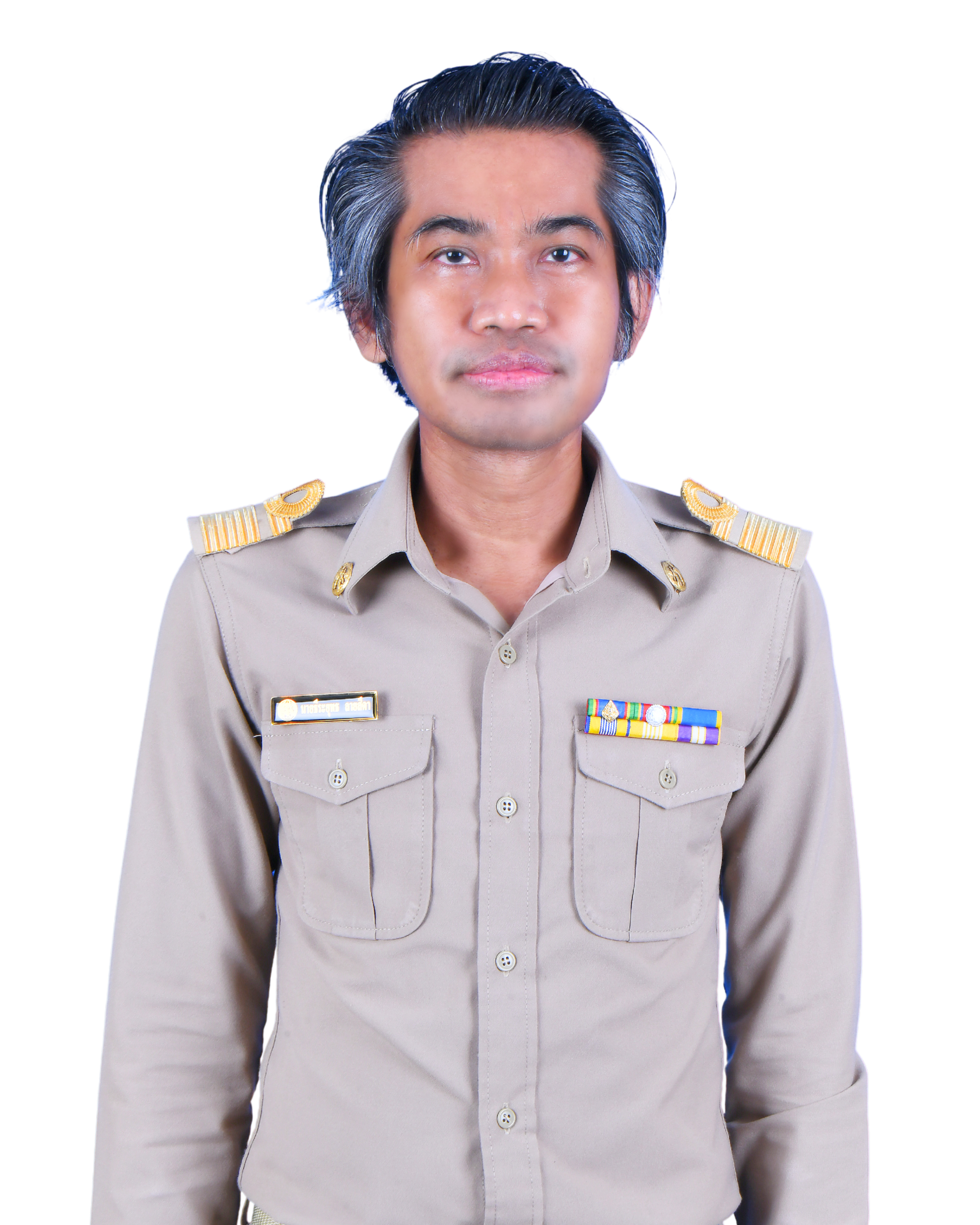 นายธีระยุทธ  ลายสีดา