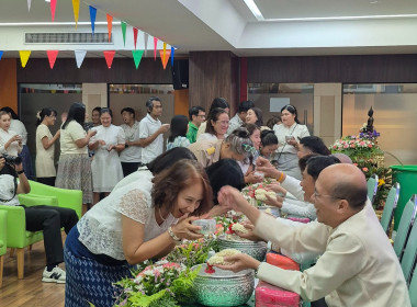 กิจกรรมสรงน้ำพระ-รดน้ำขอพรผู้อำนวยการกองพัฒนาสหกรณ์ด้านการเงินและร้านค้าและกิจกรรมวันผู้สูงอายุแห่งชาติ ประจำปี 2569 ... พารามิเตอร์รูปภาพ 1